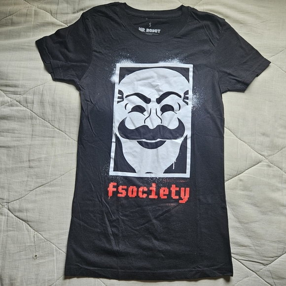 Mr. Robot f society Graphic T-shirt Lootcrate Exclusive 100% Cotton Women Small - Picture 1 of 4